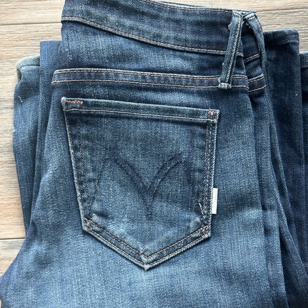 MOTHER Dark Blue Jeans The Wilder 25 x 33